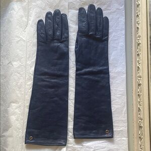 Gucci blue leather gloves size 8